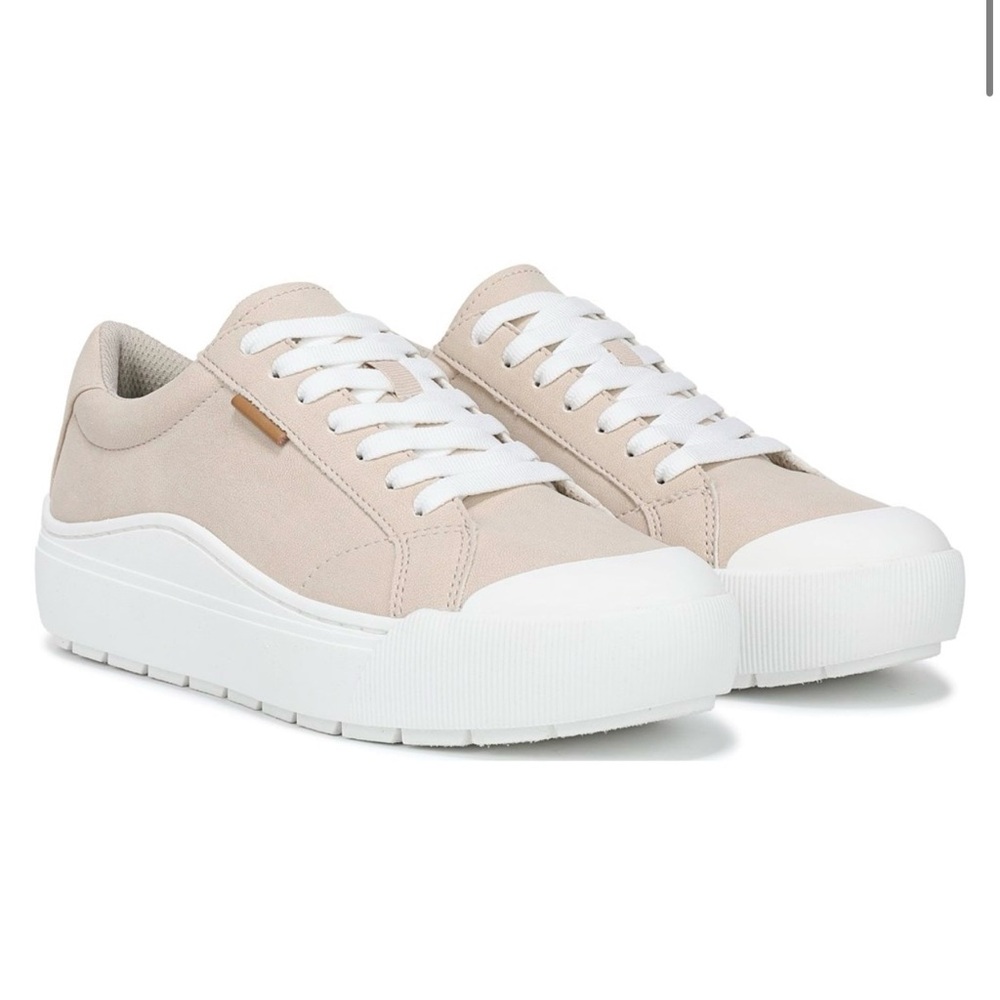 Dr. Scholl's Time Off Women’s Sneakers‎ Tan/Beige New without Tags